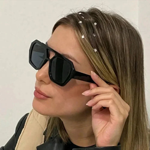 Fashion Unisex Sunglasses Luxury Designer Colored Lenses Sun Shade Glasses for Women Vintage UV400 Brand Eyeglass