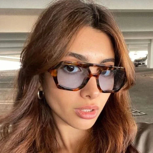 Fashion Unisex Sunglasses Luxury Designer Colored Lenses Sun Shade Glasses for Women Vintage UV400 Brand Eyeglass